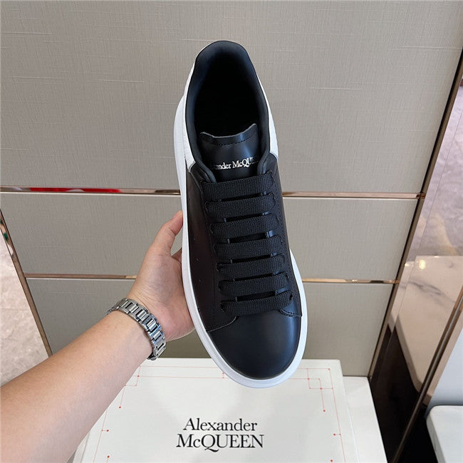 ALEXANDER MCQUEEN NERE CON SUOLA E RETRO BIANCO