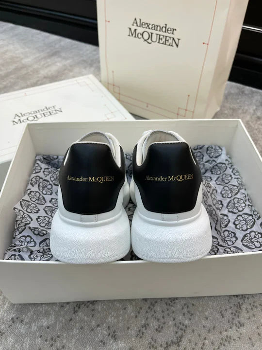 ALEXANDER MCQUEEN BASIC NERA E BIANCA