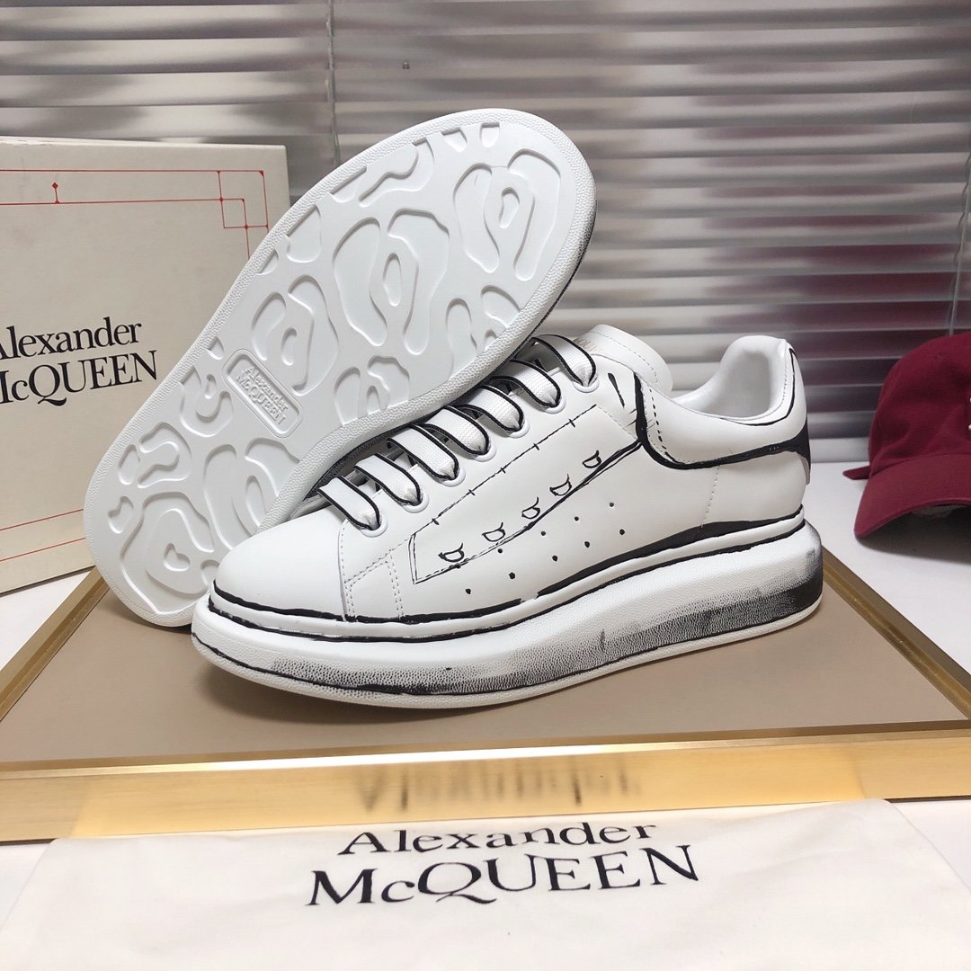 ALEXANDER MCQUEEN NERE E BIANCHE A STRISCE