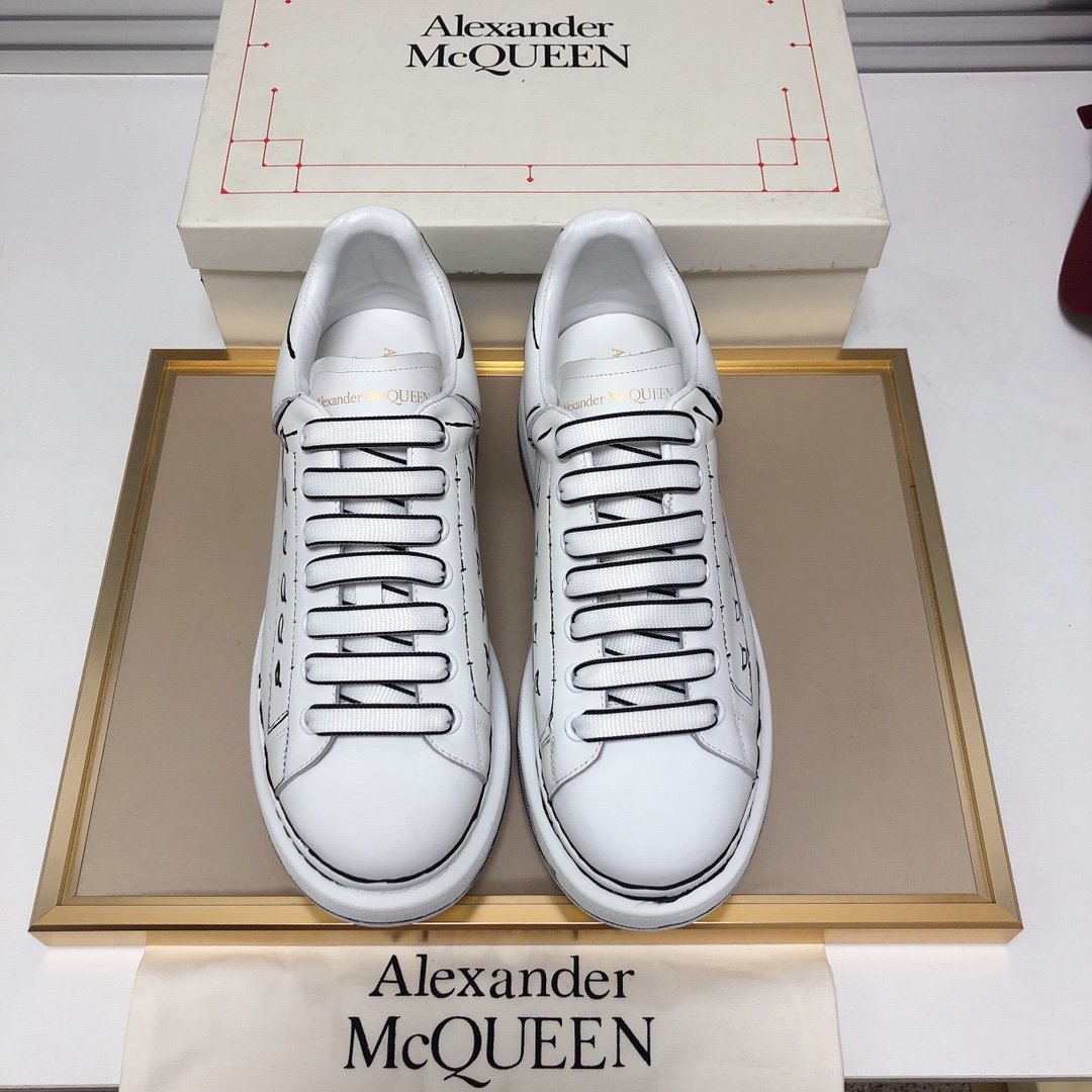 ALEXANDER MCQUEEN NERE E BIANCHE A STRISCE